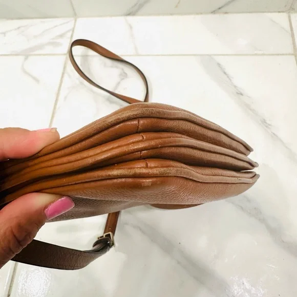 KATE SPADE Leila Triple Gusset Crossbody Pebbled Leather Brown Shoulder Bag - Picture 8 of 11